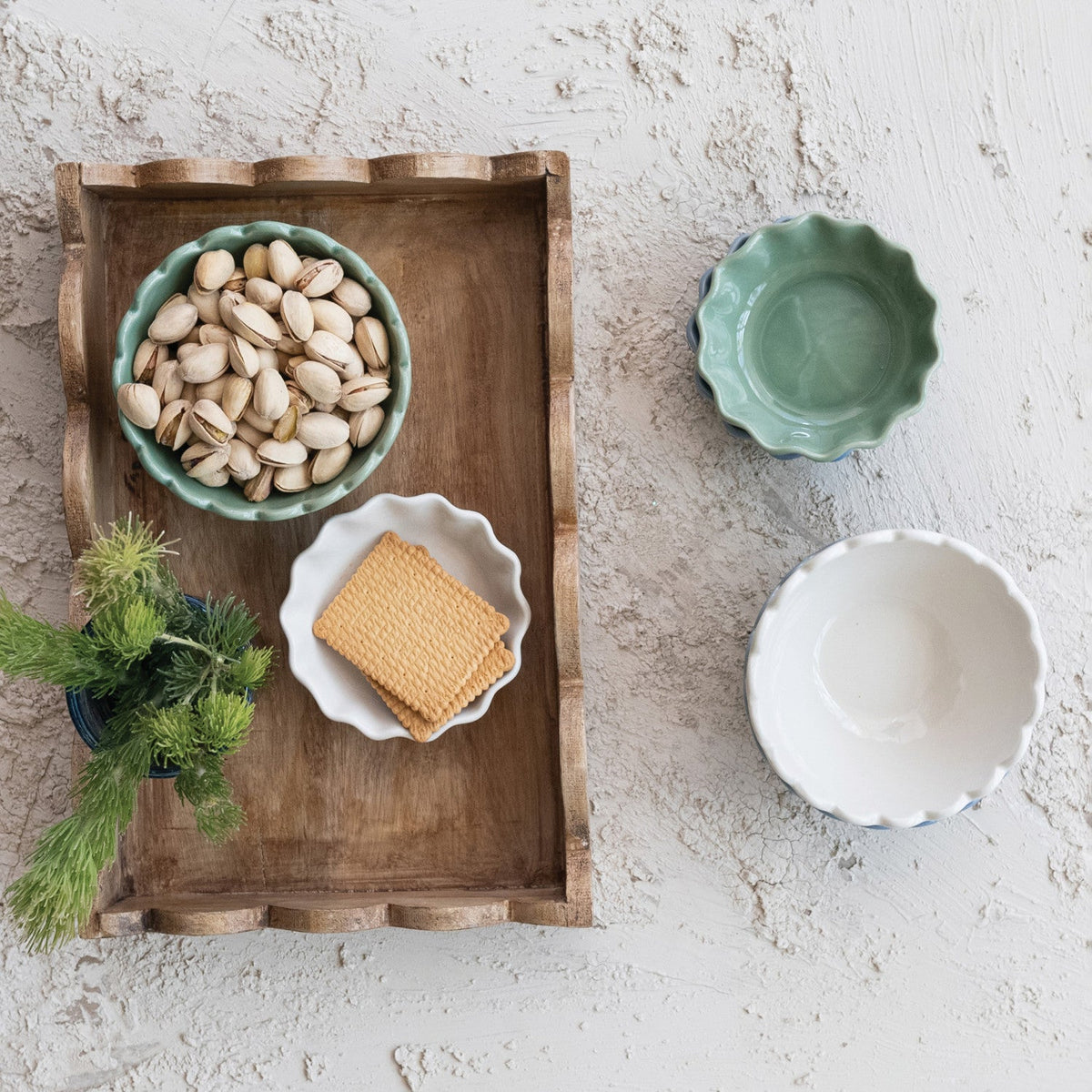 Meadow Scalloped Wood Tray