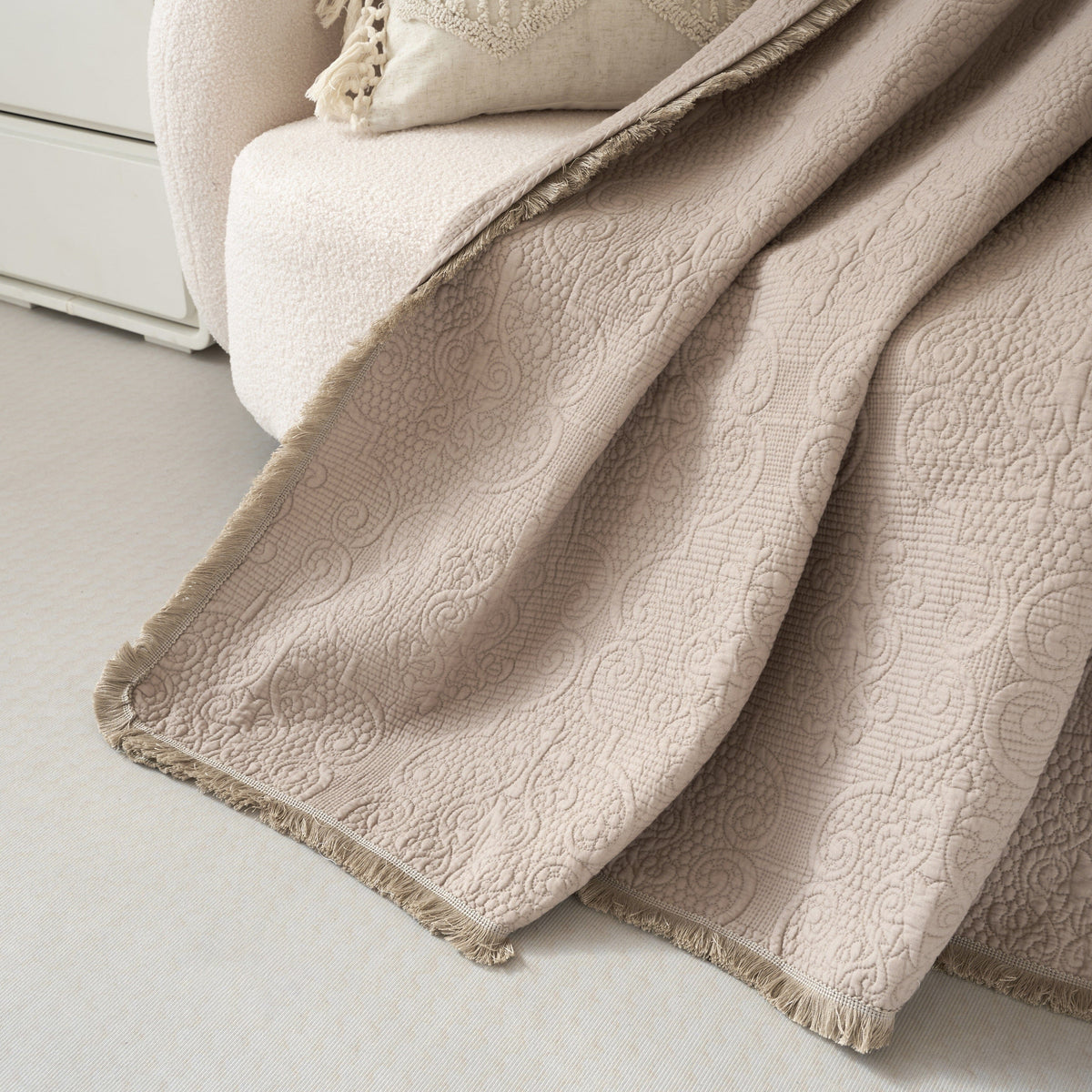 Meadow Taupe Quilted Throw