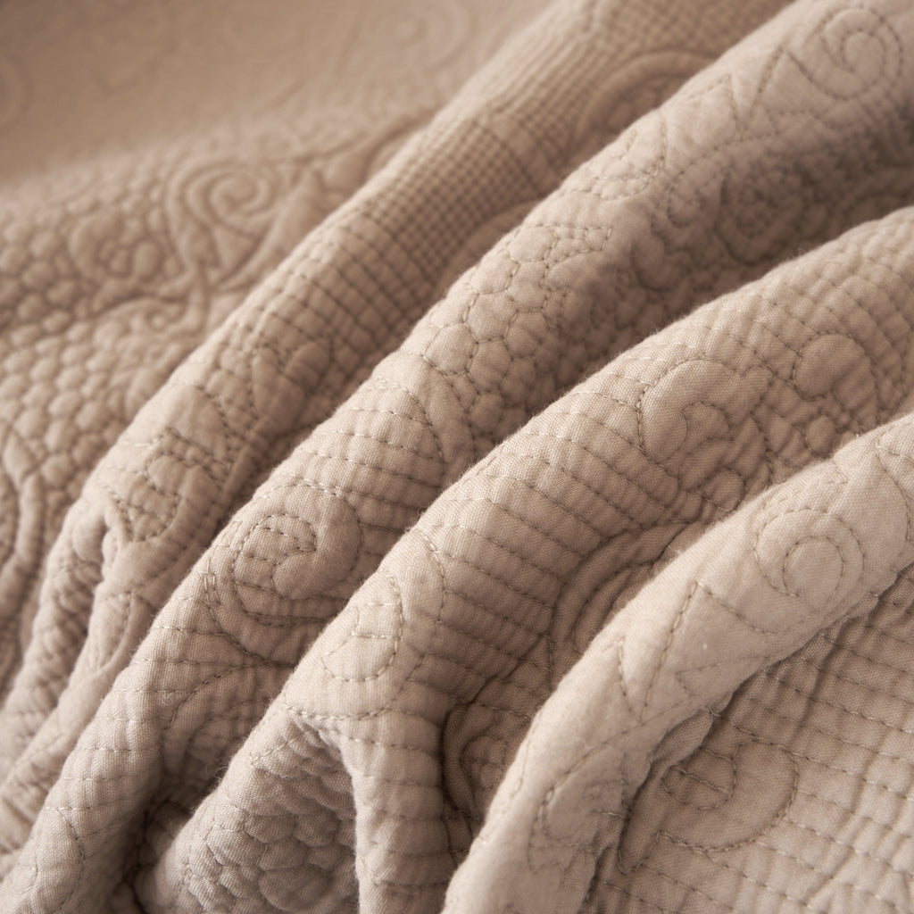Meadow Taupe Quilted Throw