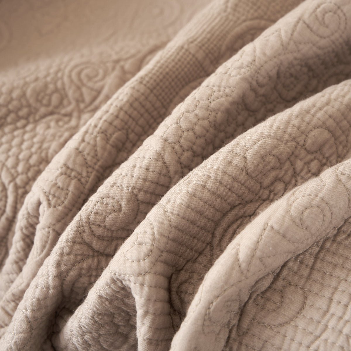 Meadow Taupe Quilted Throw