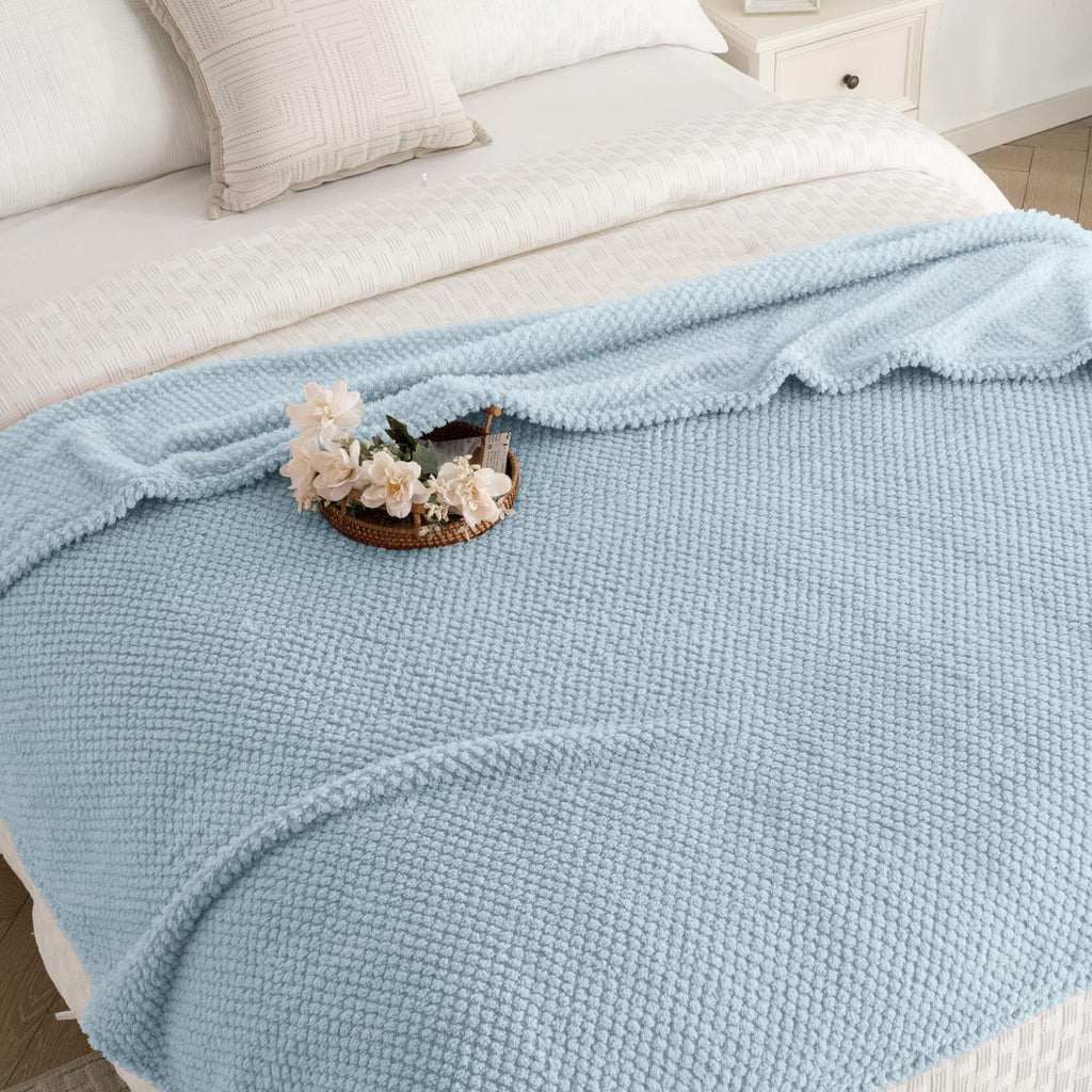 Meadow Wave Fleece Throw