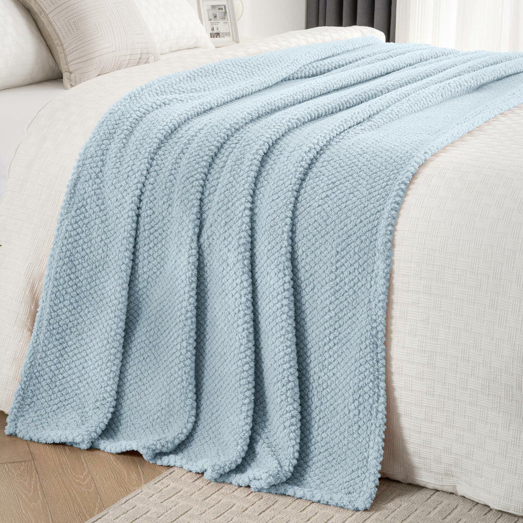 Meadow Wave Fleece Throw