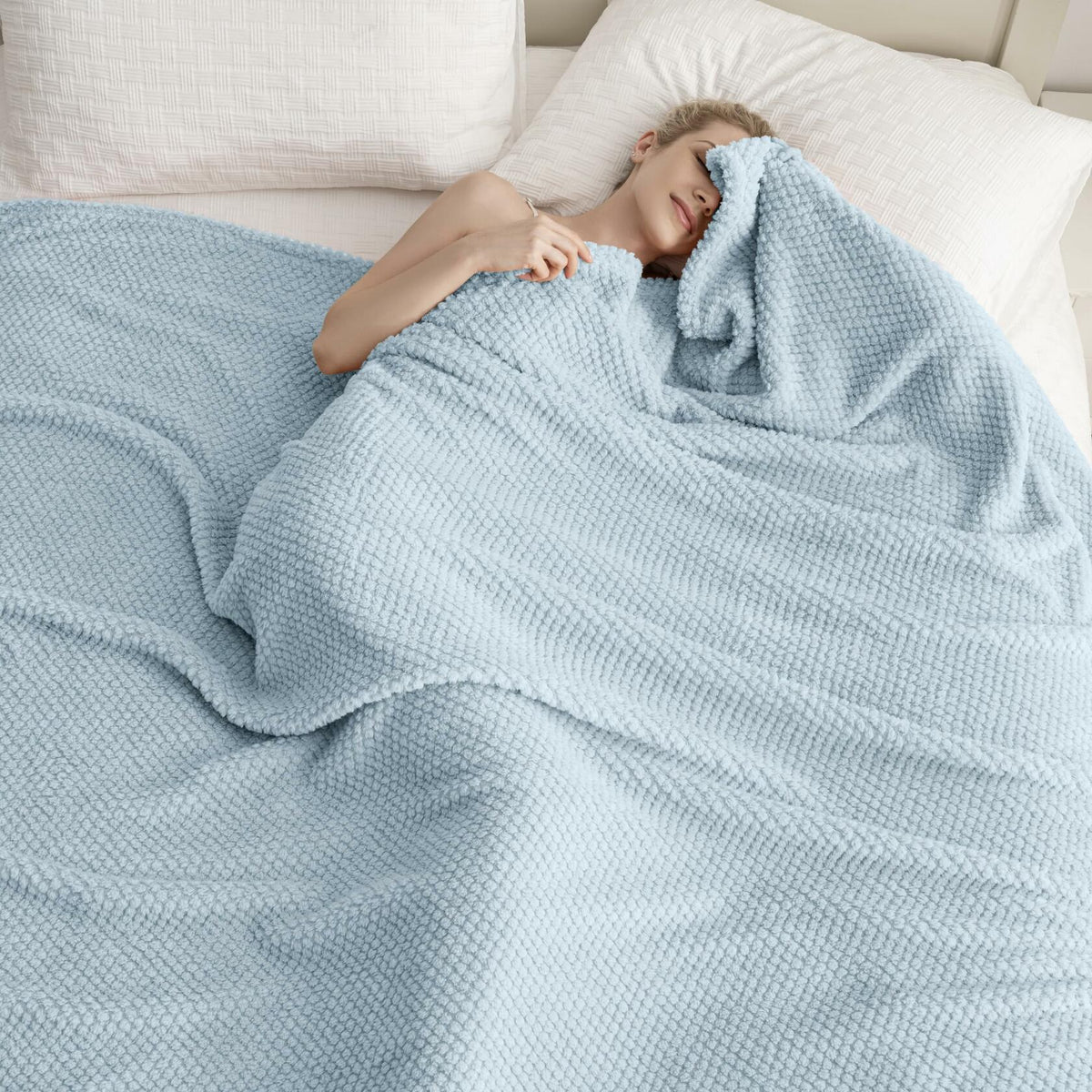 Meadow Wave Fleece Throw